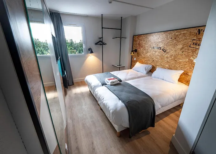 The Originals Access, Hôtel Clermont-Ferrand Nord (P\'tit Dej-Hotel)