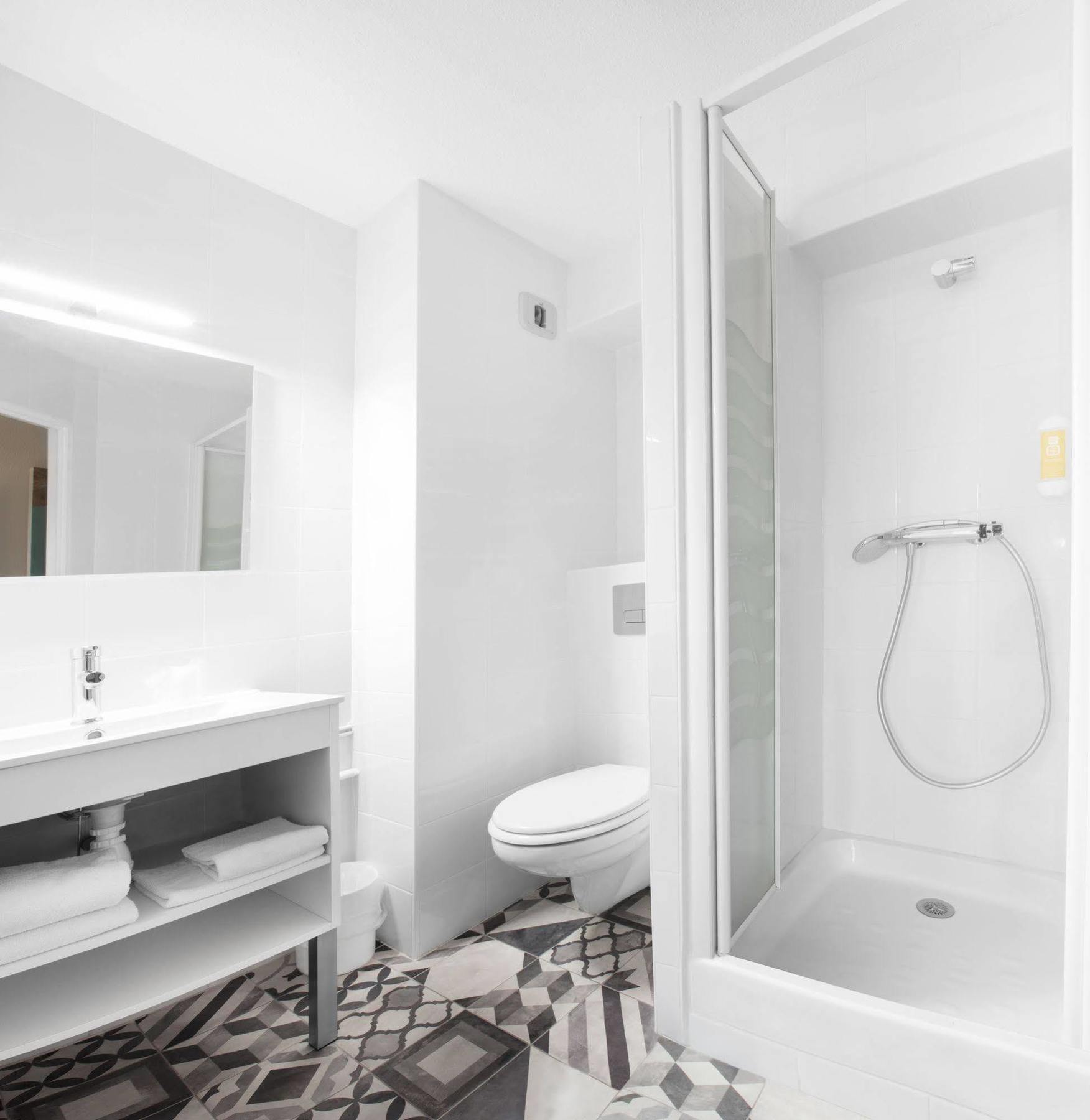 The Originals Access, Clermont-ferrand Nord Hotel 2*